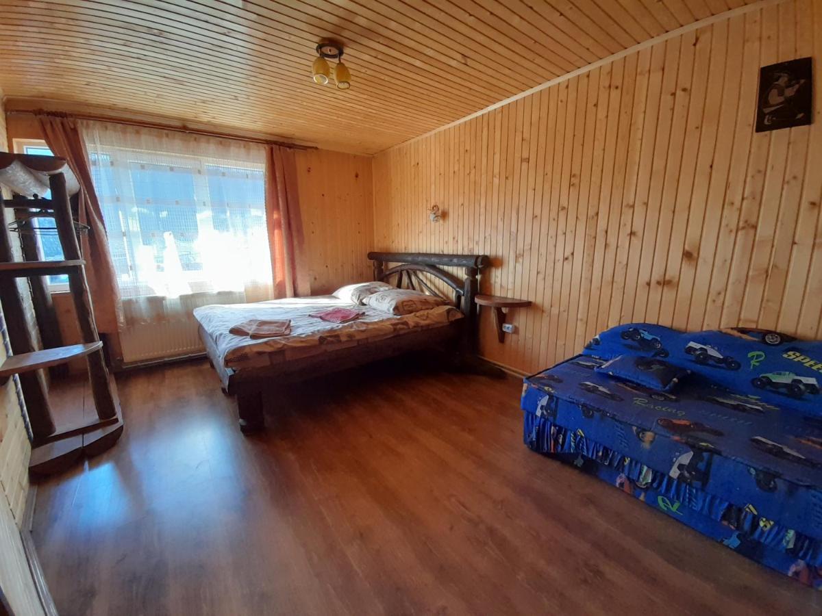 Cottage Zhelikhovskykh Татаров Экстерьер фото