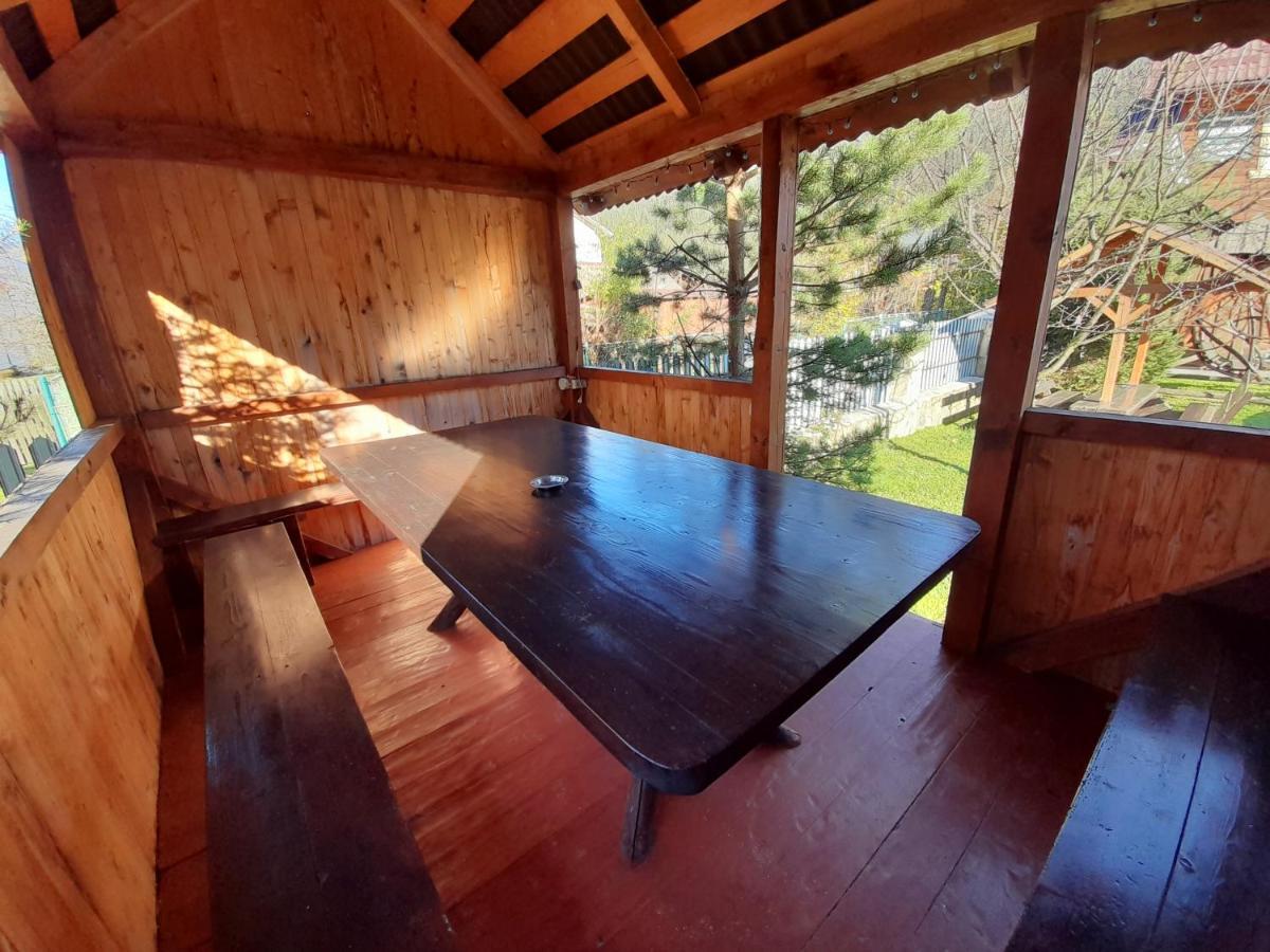 Cottage Zhelikhovskykh Татаров Экстерьер фото