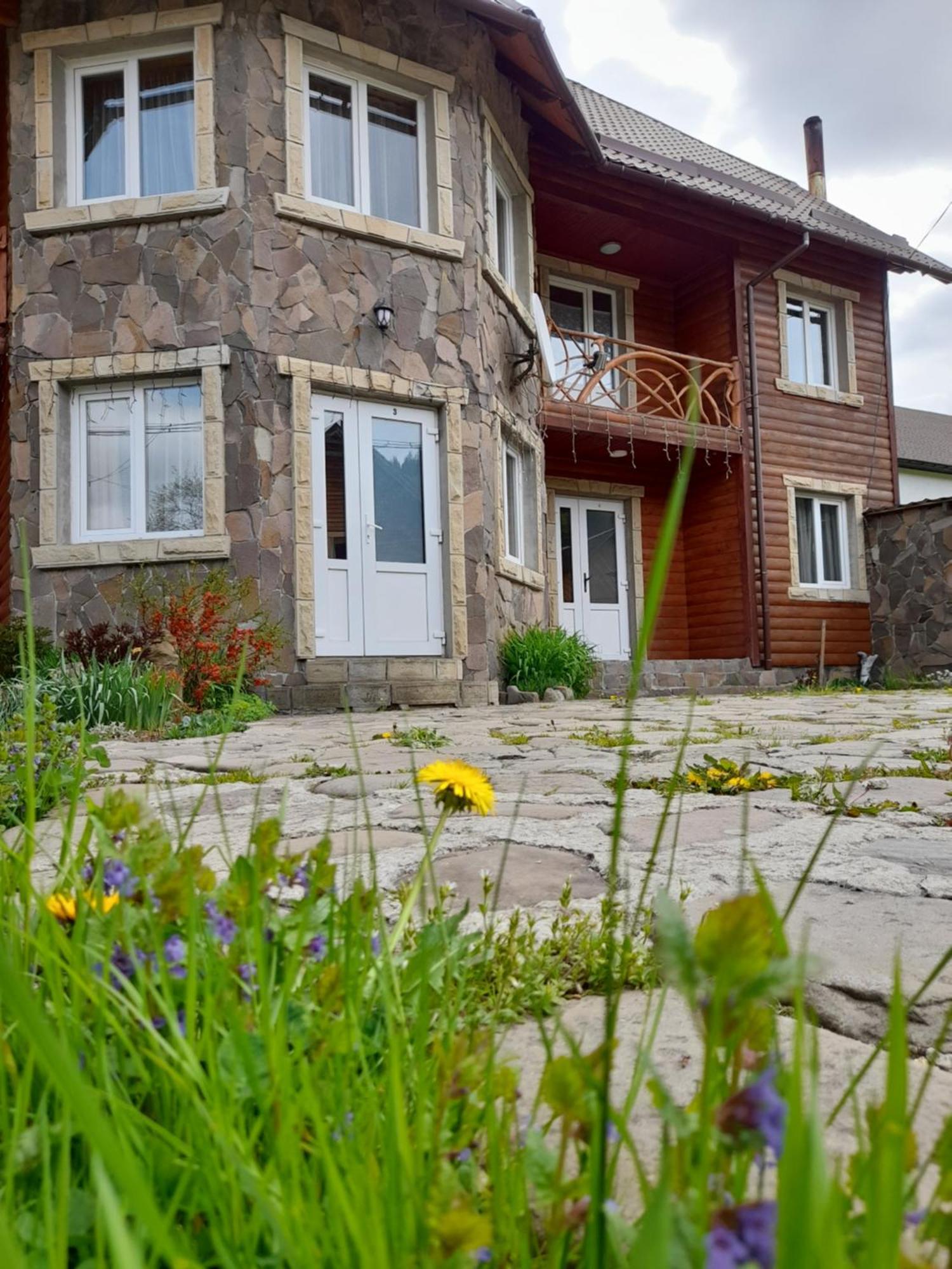 Cottage Zhelikhovskykh Татаров Экстерьер фото