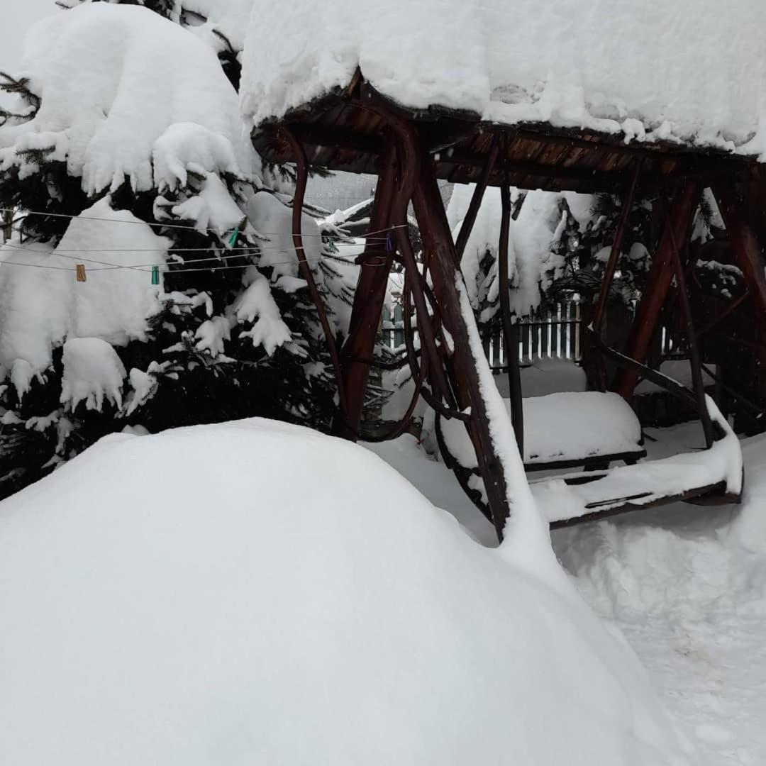 Cottage Zhelikhovskykh Татаров Экстерьер фото